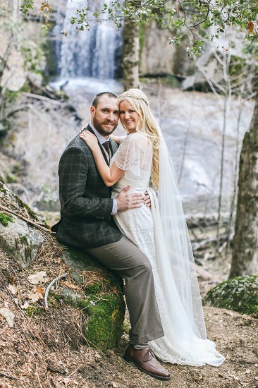 quaint-little-wedding-in-the-woods