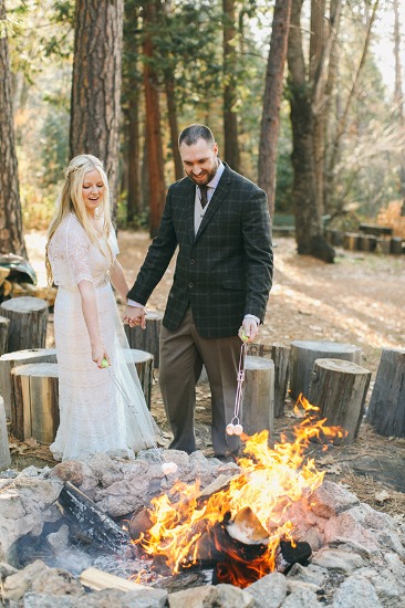 quaint-little-wedding-in-the-woods
