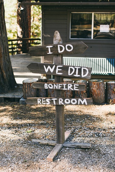 quaint-little-wedding-in-the-woods