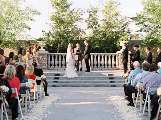 romantic-arizona-castle-wedding