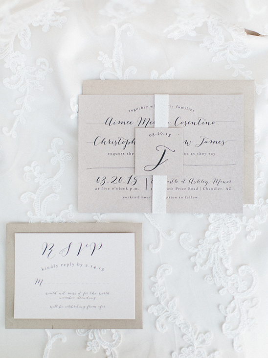 gorgeous neutral wedding stationery @weddingchicks