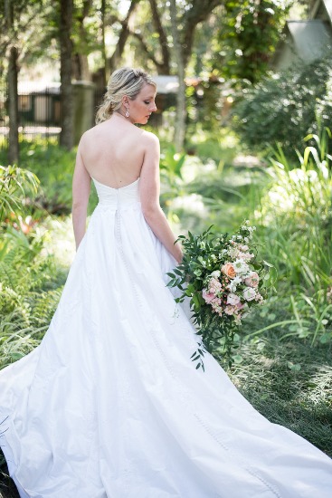soft-pink-garden-wedding
