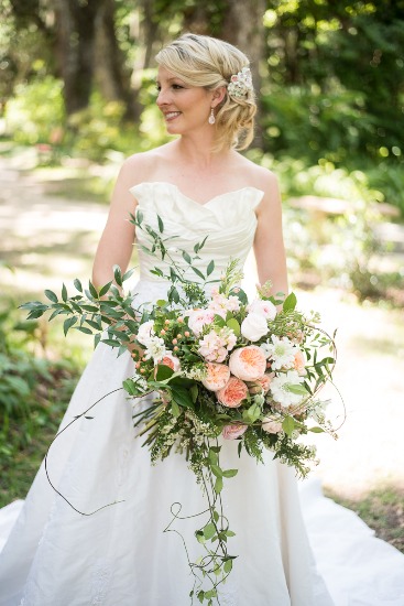 soft-pink-garden-wedding