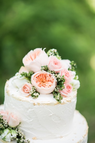 soft-pink-garden-wedding