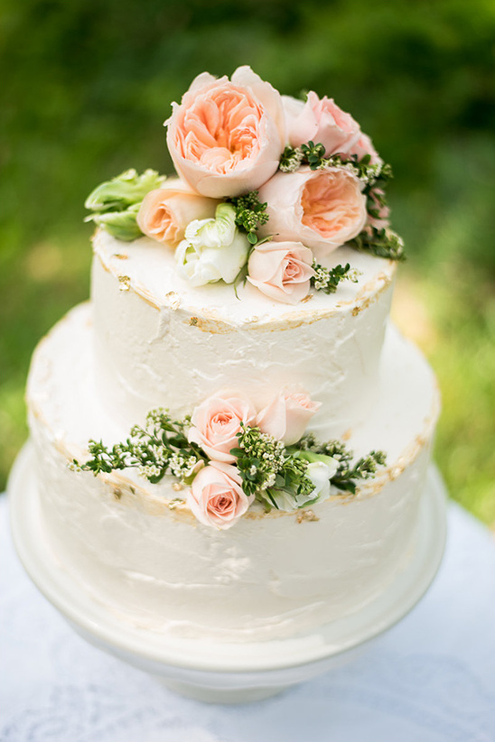 peach rose cake topper @weddingchicks