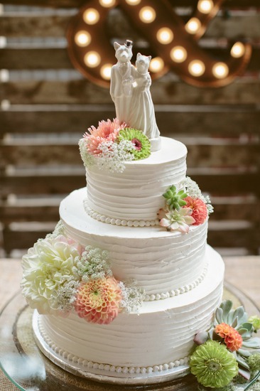 sweet-rustic-charm-wedding