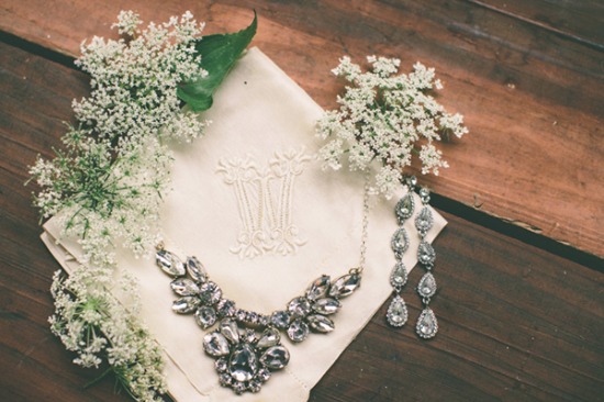 sweet-rustic-charm-wedding