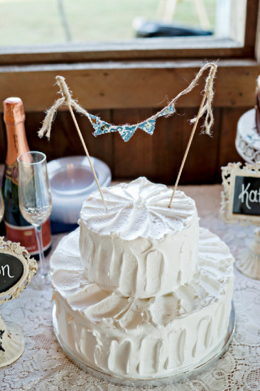 sweet-rustic-chic-wedding