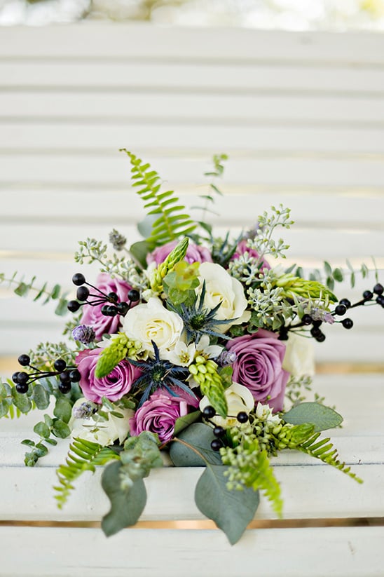 purple and cream bouquet @weddingchicks