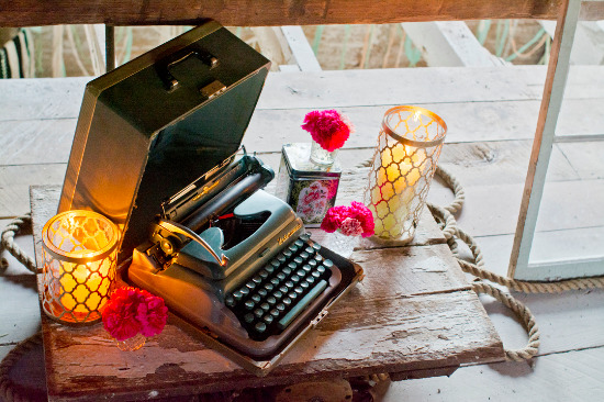 vintage-glam-farm-wedding