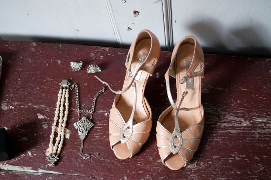 vintage-glam-farm-wedding