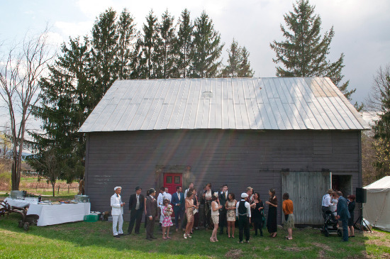 vintage-glam-farm-wedding
