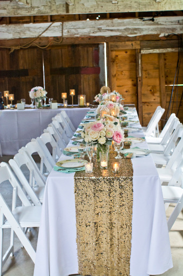 vintage-glam-farm-wedding