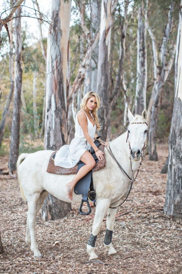 wild-romance-boho-wedding