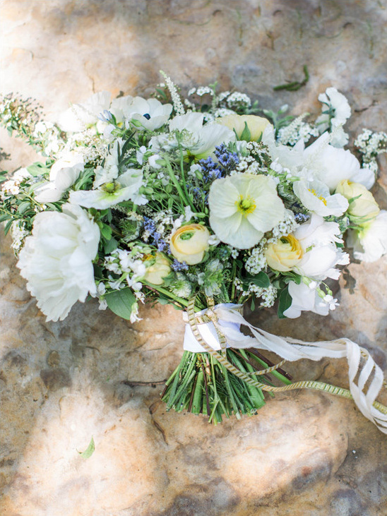 white yellow and blue bouquet by Wedfully Yours @weddingchicks