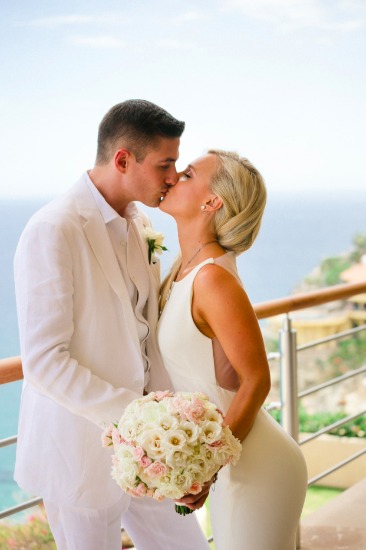 chic-beach-wedding-in-mexico