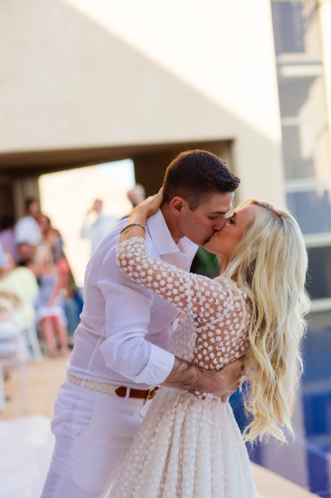 chic-beach-wedding-in-mexico
