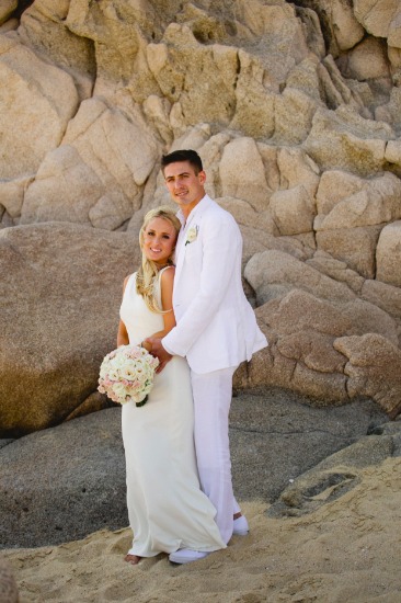 chic-beach-wedding-in-mexico