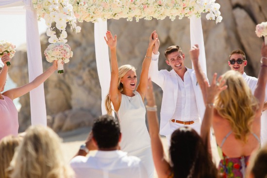 chic-beach-wedding-in-mexico