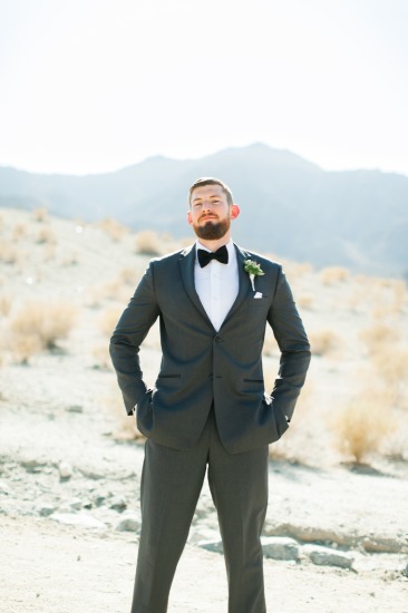 colorful-palm-springs-wedding