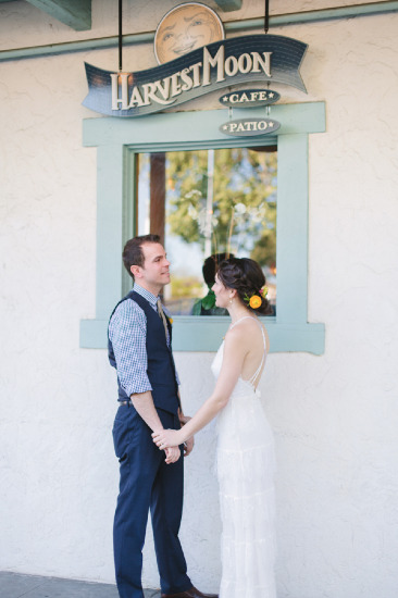 comfortable-and-authentic-wedding