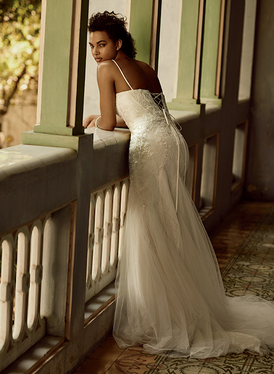 Davidâs Bridal Fall 2015 Galina Signature Collection