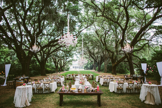 elegant estate wedding reception @weddingchicks