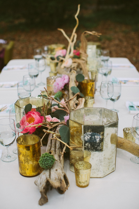 drift wood florals and succulent centerpieces @weddingchicks