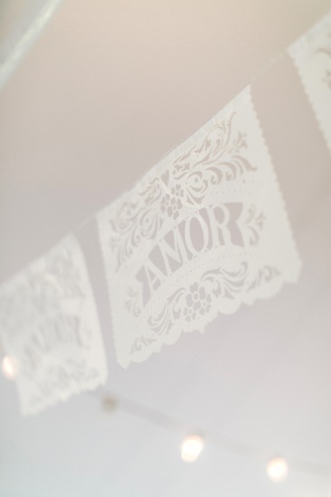 elegant-garden-blooms-wedding