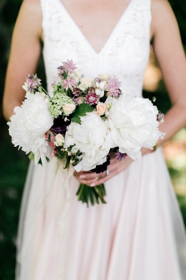 elegant-garden-blooms-wedding