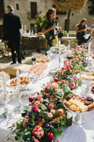 here-comes-fall-dinner-party