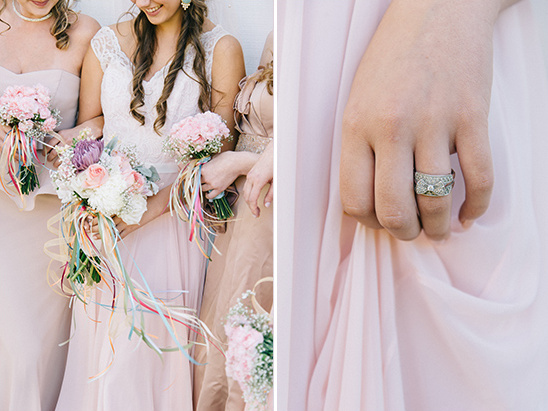 ring with a bow @weddingchicks