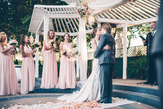 peach-ombre-formal-wedding