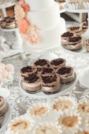pretty-in-peach-wedding