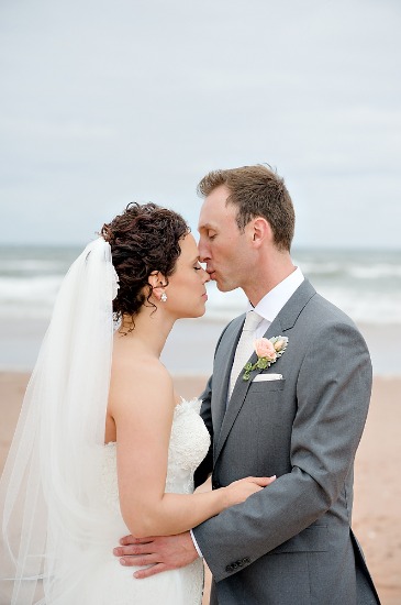 pretty-in-peach-wedding