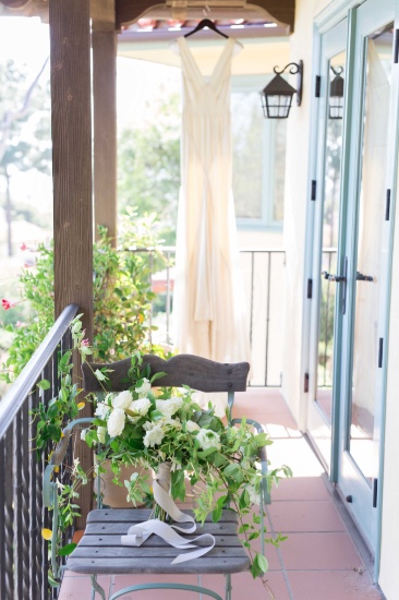 romantic-spanish-garden-wedding-ideas