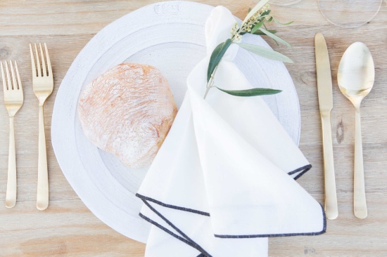 romantic-spanish-garden-wedding-ideas