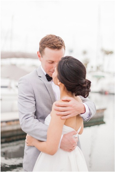 seaport-wedding-in-peach