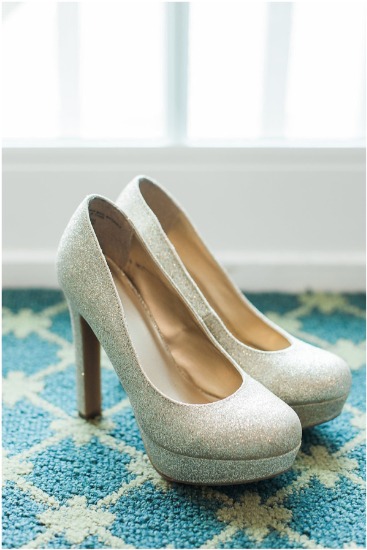 seaport-wedding-in-peach