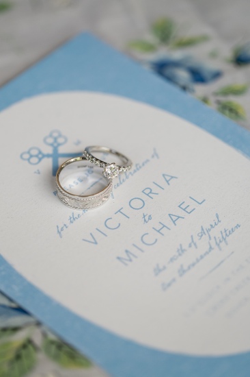 something-vintage-and-blue-wedding