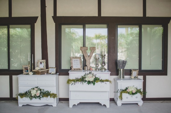 southern-comfort-at-the-zoo-wedding