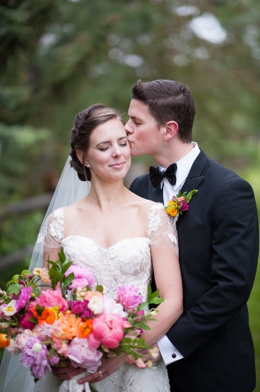 summer-blossoms-wedding-inspiration
