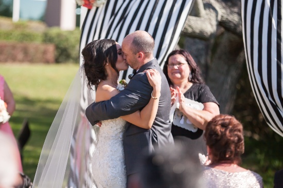 timeless-black-and-white-wedding
