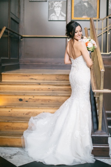 timeless-black-and-white-wedding