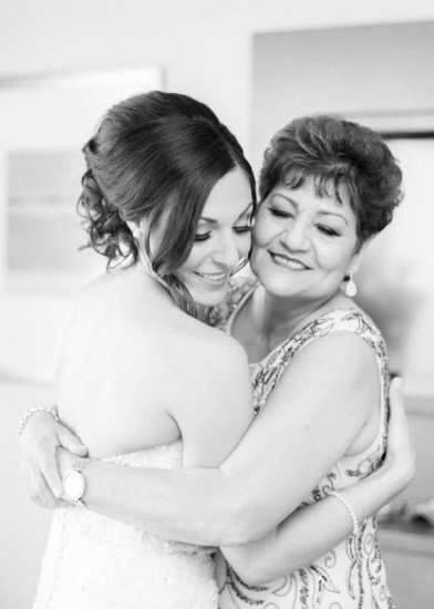 timeless-black-and-white-wedding