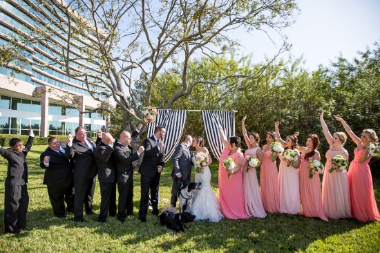 timeless-black-and-white-wedding