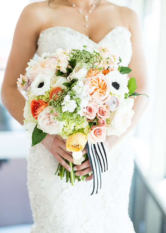 pink peach and white wedding bouquet @weddingchicks