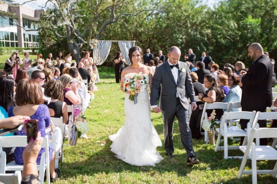 timeless-black-and-white-wedding