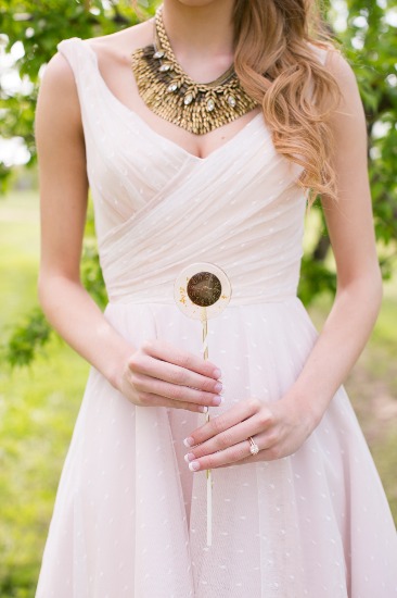 whimsical-alice-wedding-inspiration