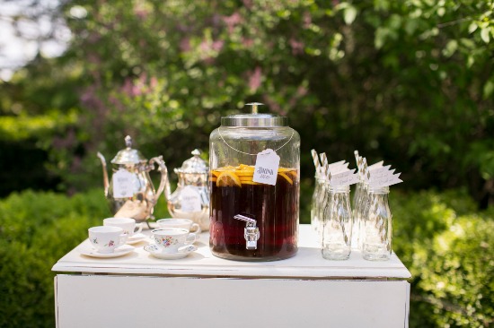 whimsical-alice-wedding-inspiration